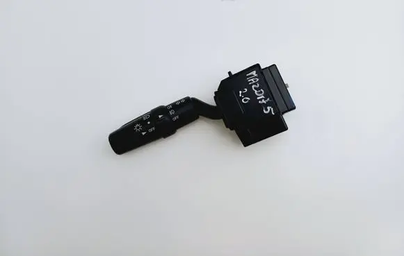 Mazda 5 Indicator stalk 17D682