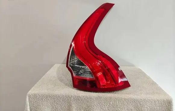 Volvo XC60 Rear/tail lights 31323035 L90009532 02032015