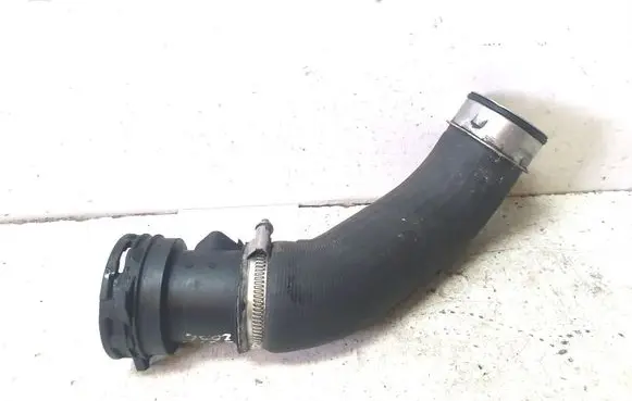 Volkswagen Transporter - Caravelle T5 Intercooler hose/pipe 7H0145958D