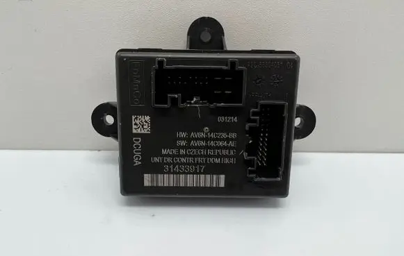 Volvo V40 Door control unit/module 31433917 AV6N14C235BB AV6N14C064AE