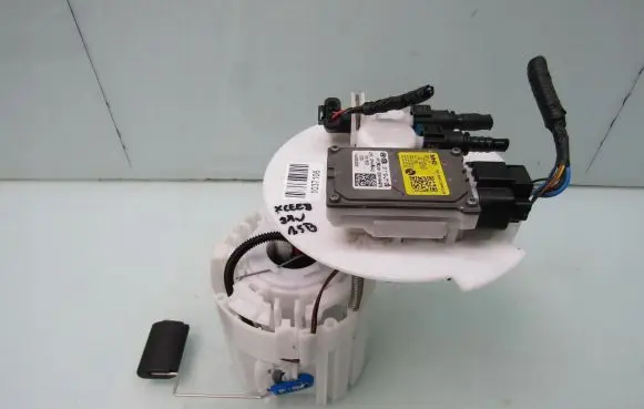 KIA Xceed In-tank fuel pump 31110J7100