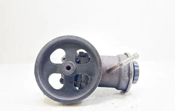 Toyota Corolla Verso AR10 Power steering pump
