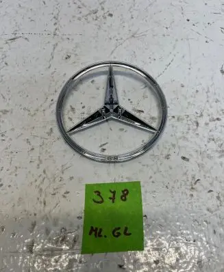 Mercedes-Benz GL X164 Manufacturer badge logo/emblem A1648170016