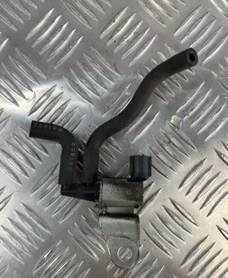 Subaru Impreza II Turbo solenoid valve k5t81872