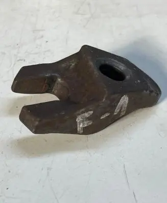 Ford Fiesta Fuel Injector clamp holder 927060