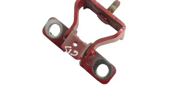 Tailgate/trunk/boot hinge