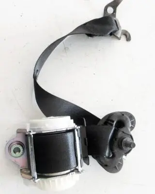 BMW 1 E81 E87 Front seatbelt 33059848 034231 121006