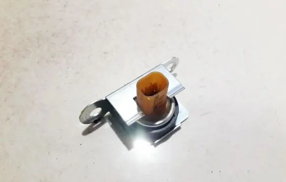 BMW 7 E65 E66 ESP acceleration yaw rate sensor 6770206 5137b