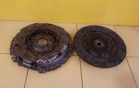 Opel Corsa E Clutch set kit 55593662 1HTS18