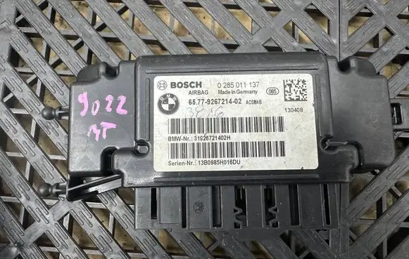 BMW 1 F20 F21 Airbag control unit/module 9267214 0285011137 31926721402H
