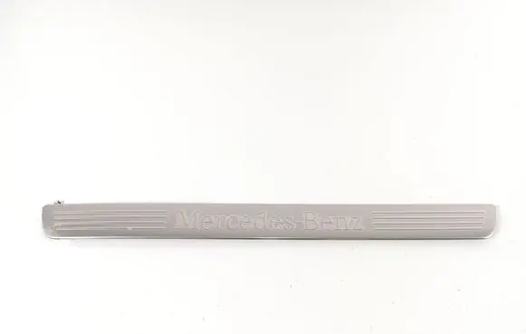Mercedes-Benz CLA C118 X118 Front sill trim cover A1186805000