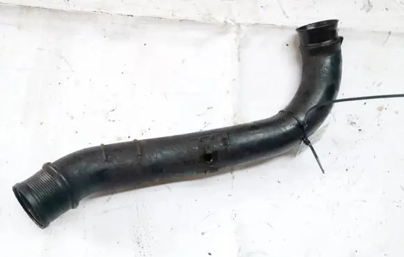 Volvo S40, V40 Intercooler hose/pipe 30620813