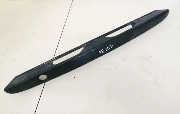 Mazda 323 Trunk door license plate light bar bved50811