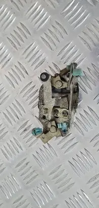 Suzuki SJ 410 Front door lock 