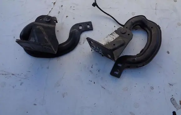 Peugeot 3008 I Tailgate/trunk/boot hinge