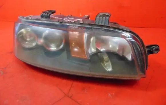 Fiat Punto (188) Headlight/headlamp