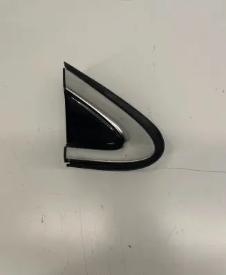 Lexus RX 450H Fender end trim 6011748030
