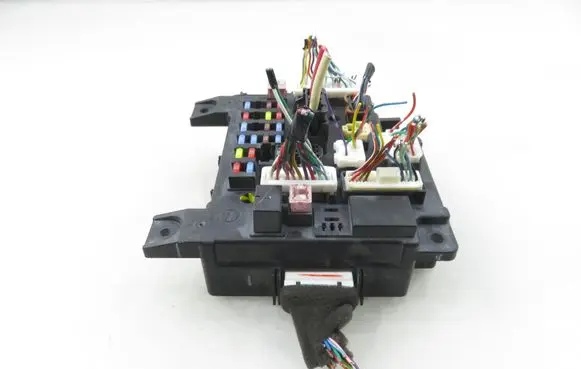 Citroen C-Crosser Central body control module 8637A320