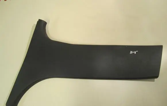 BMW M5 (B) pillar trim (bottom) 51438172421