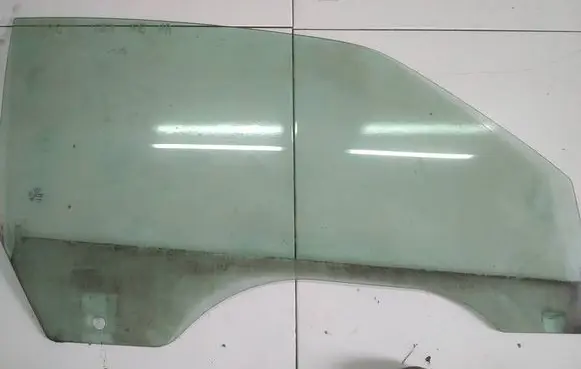 Audi A4 S4 B7 8E 8H Front door window glass four-door AS2