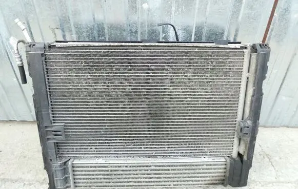 BMW 1 E82 E88 Radiator set 