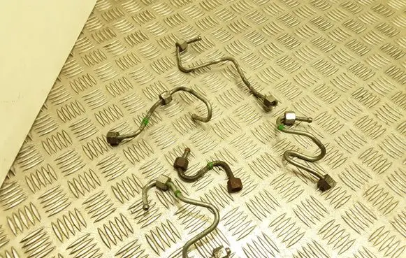 Renault Kangoo II Fuel line pipe