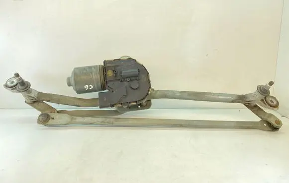 Audi A6 S6 C6 4F Front wiper linkage and motor 4F1955119C 0390241692 28022322