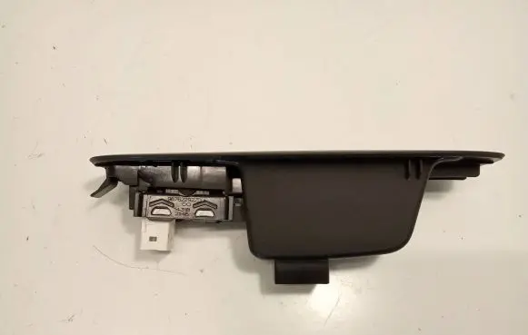 Peugeot 308 Electric window control switch 96762292ZD 2146 1431B