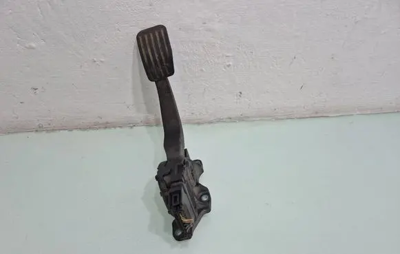 Ford Galaxy Accelerator throttle pedal 6G929F836JC