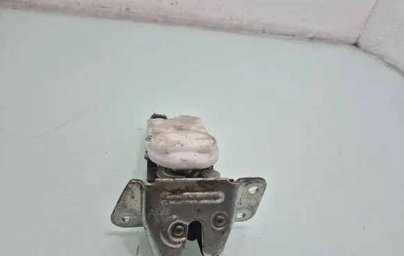 Citroen C-Crosser Loading door lock 