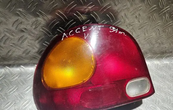 Hyundai Accent Rear/tail lights