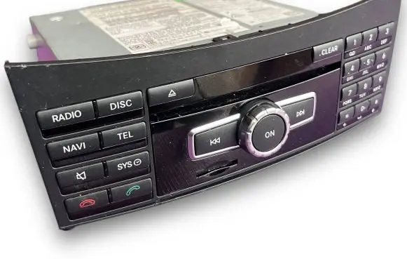 Mercedes-Benz E W212 Central body control module NR403 A2129001827