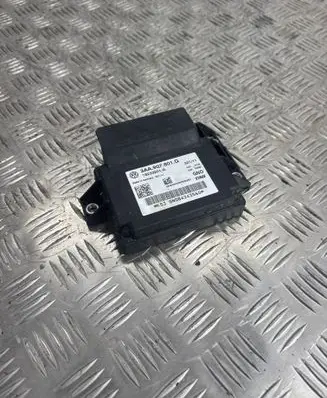 Audi Q3 8U Hand brake control module 3AA907801G 18233201A