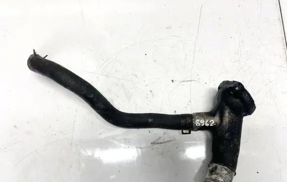 Toyota Avensis Verso Engine coolant pipe/hose