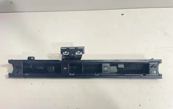 BMW i4 Sill/side skirt trim 8737091