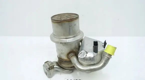 Audi A3 S3 8V EGR valve 04L131512F