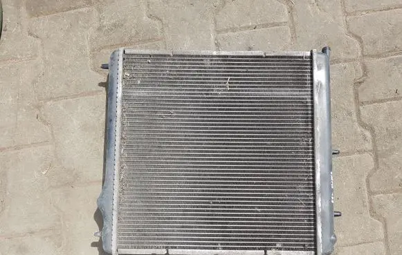 Citroen C4 Cactus Coolant radiator 886160000