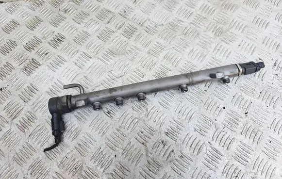 Mercedes-Benz A W169 Fuel main line pipe A6400702595 A6110780449 0281002494