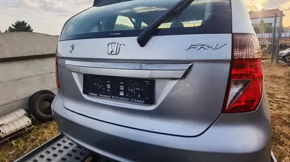 Honda FR-V Truck tailgate 