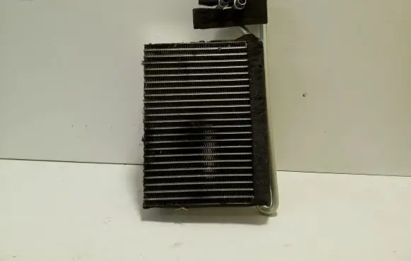 BMW X3 E83 Air conditioning (A/C) radiator (interior) H9104004