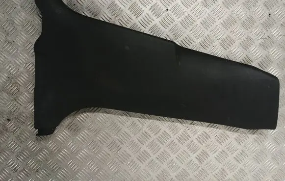 Toyota Avensis T270 (B) pillar trim (bottom) 6241305040C0 6241305040