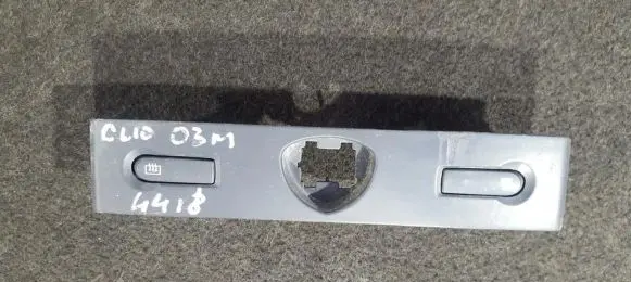 Renault Clio II Windscreen/window heater switch R6195340
