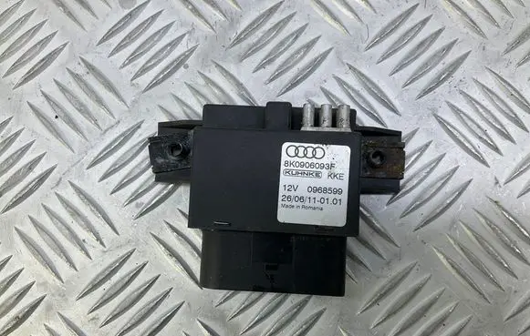 Audi A5 8T 8F Fuel injection pump control unit/module 8K0906093F
