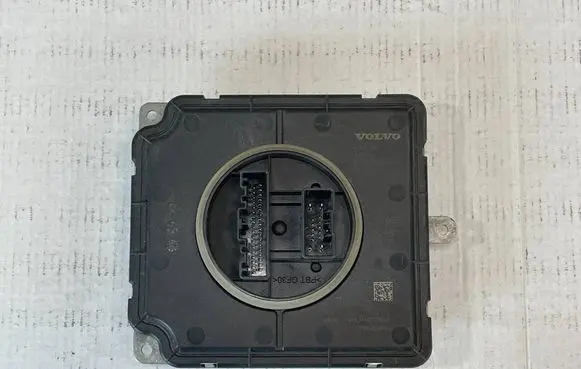 Volvo XC60 Headlight ballast module Xenon 31427787