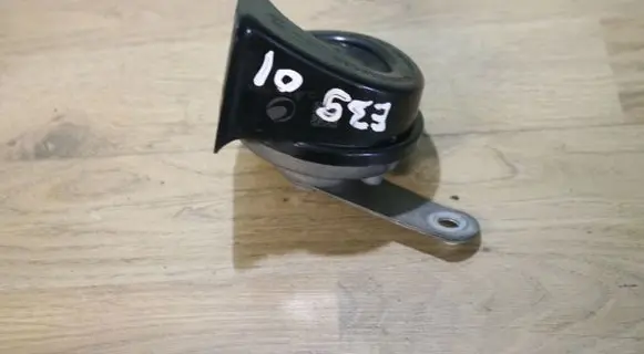 BMW 5 E39 Horn signal 3881157