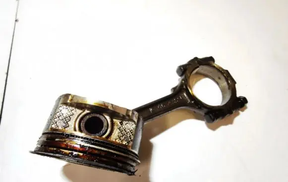 Dodge Caravan Piston with connecting rod 4654355D