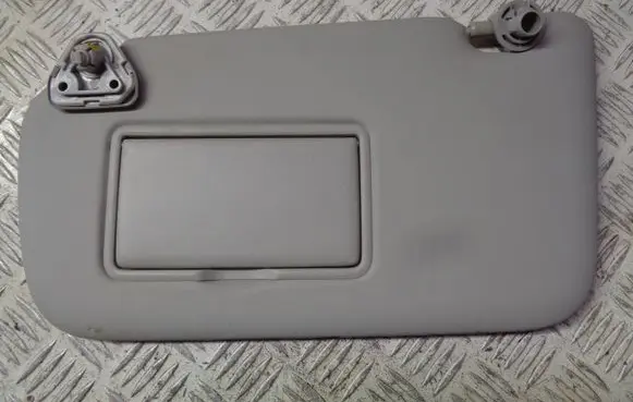 Nissan Pulsar Sun visor 