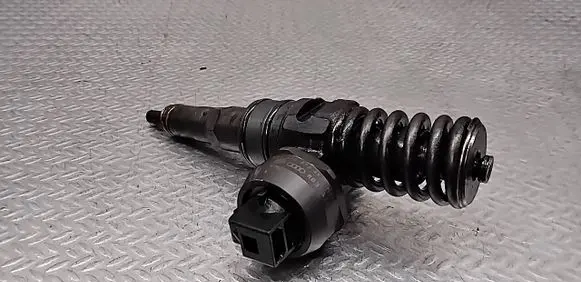 Ford Galaxy Fuel injector 038130073AK