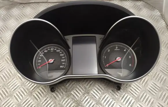 Mercedes-Benz GLC C253 Speedometer (instrument cluster) A2059003327