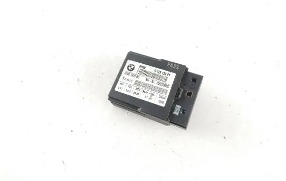 BMW 5 E60 E61 Seat heating relay 9129439